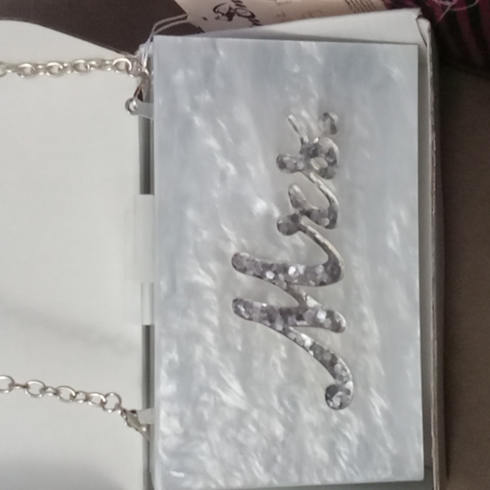 NEW-MRS. Clutch Purse Evening Handbag Acrylic Clutch for Weddings, Other Events❤